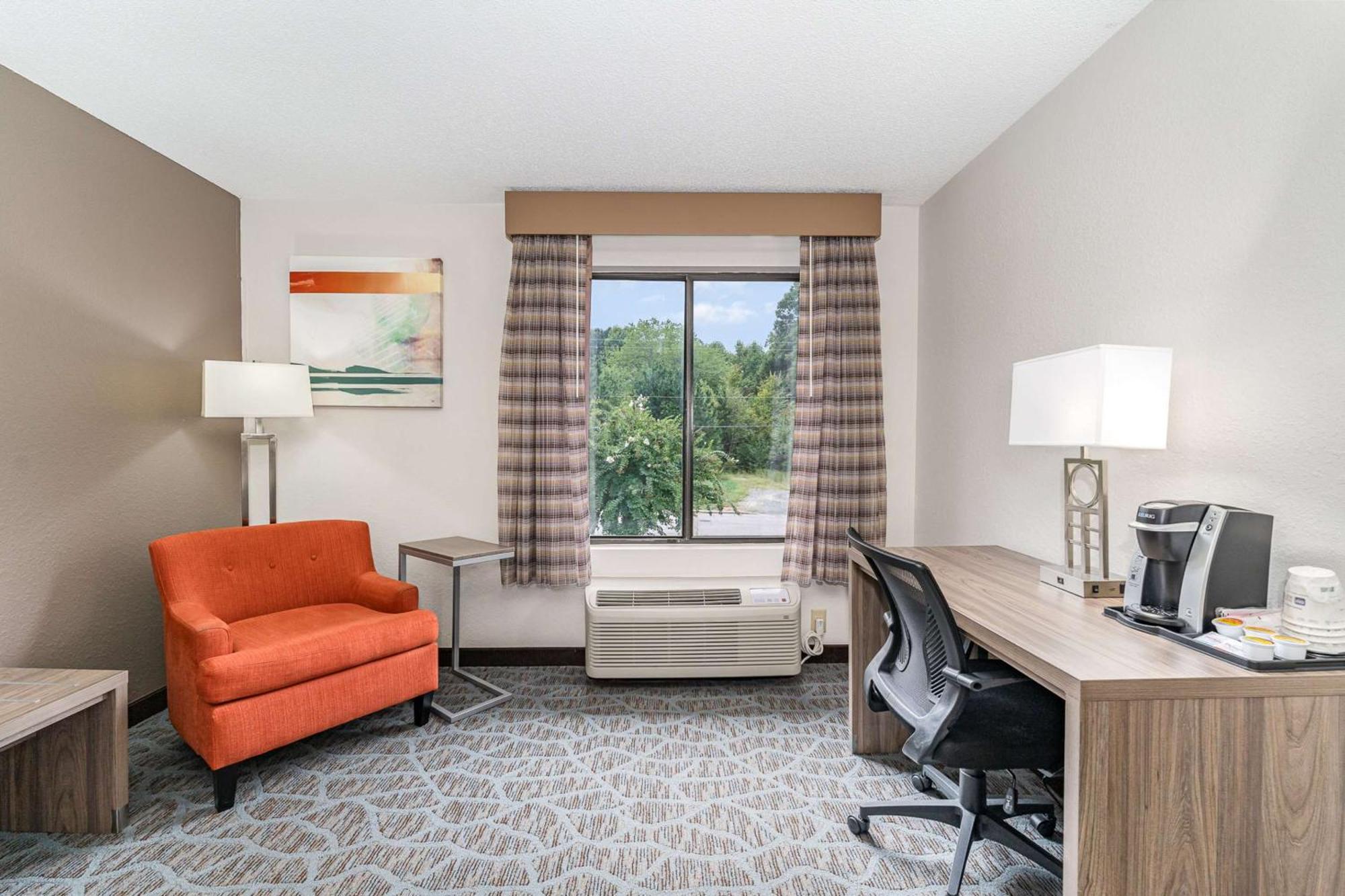 Best Western Kernersville Eksteriør billede